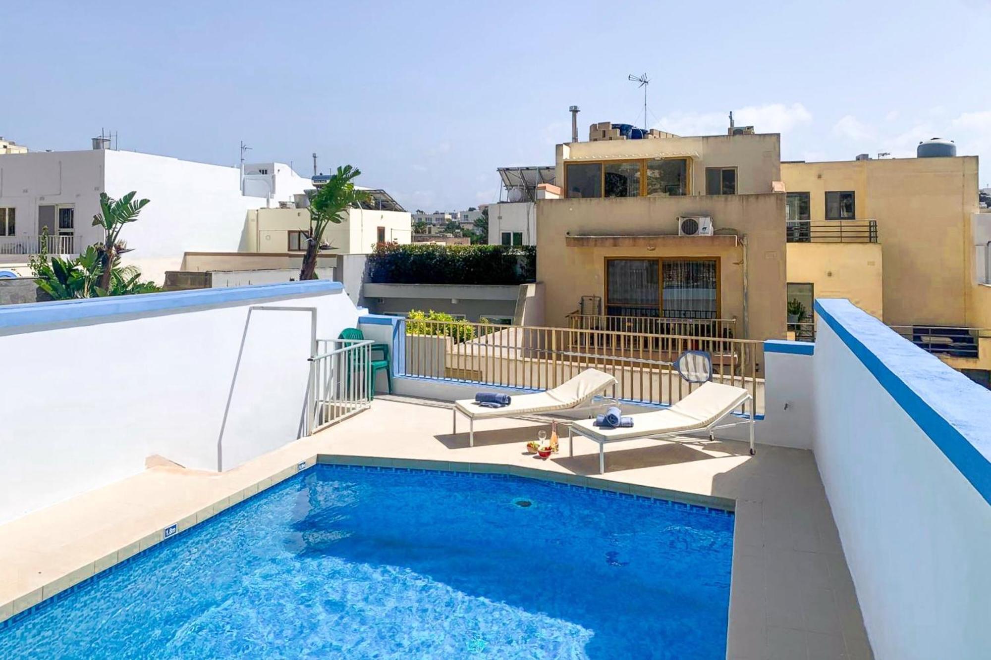 Pool & Sea Merill Apartments Мелліха Екстер'єр фото